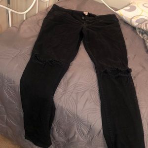 Black ripped jeans